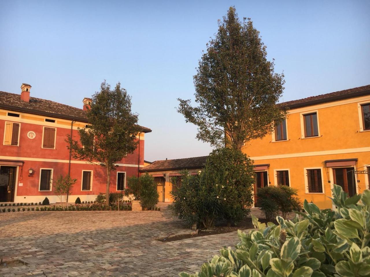 Agriturismo Corte Palazzo Marcaria Екстер'єр фото